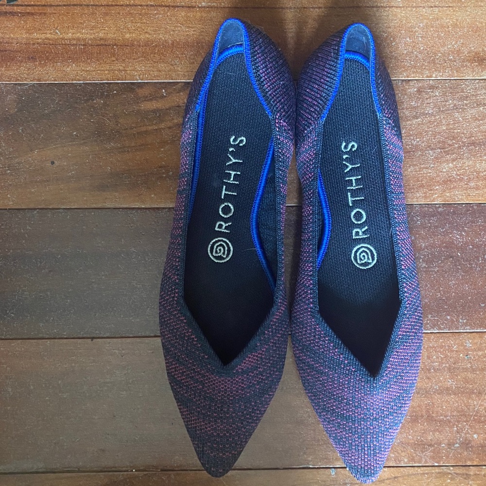 Amazing special Rothys point size 7